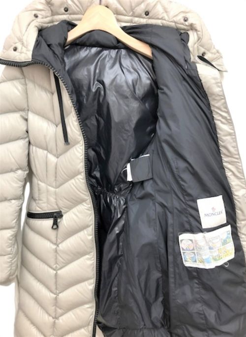 MONCLER（モンクレール）MONCLER (モンクレール) BELLOY グレー サイズ:2の古着・服飾アイテム