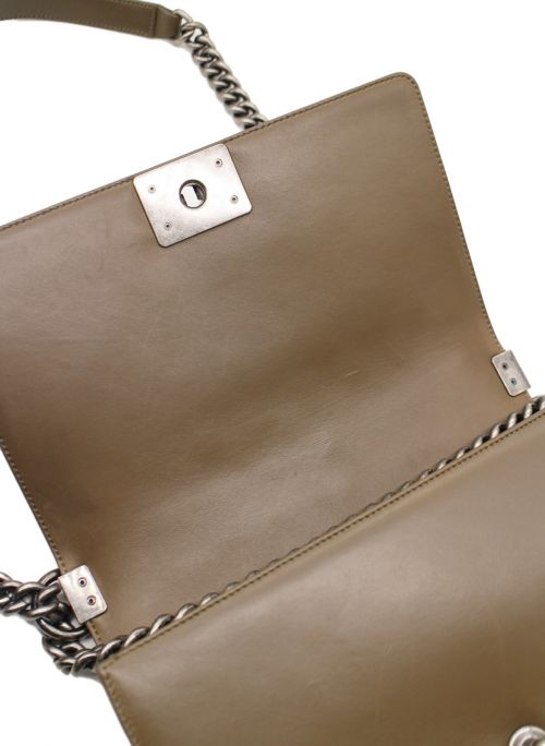 CHANEL（シャネル）CHANEL (シャネル) ボーイシャネル チェーンショルダーバッグ カーキ サイズ:25の古着・服飾アイテム