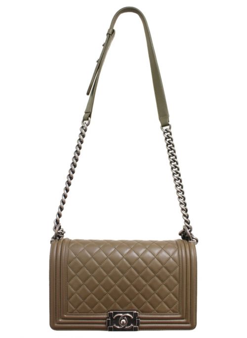 CHANEL（シャネル）CHANEL (シャネル) ボーイシャネル チェーンショルダーバッグ カーキ サイズ:25の古着・服飾アイテム