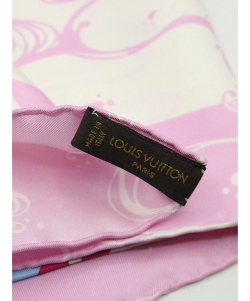 LOUIS VUITTON（ルイ ヴィトン）LOUIS VUITTON (ルイ ヴィトン) カレ ウェーブ パンダ オニオンヘッド  ピンクの古着・服飾アイテム
