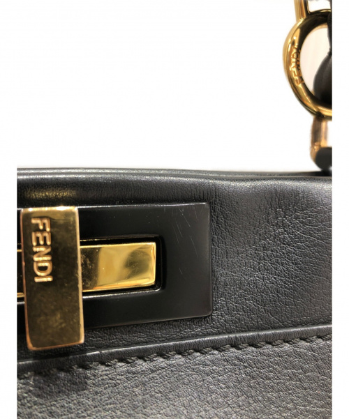 FENDI（フェンディ）FENDI (フェンディ) ピーカブー ブラック サイズ:- ゴールド金具 8BN290-3ZN-169-3355の古着・服飾アイテム