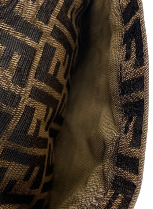 FENDI（フェンディ）FENDI (フェンディ) ズッカ柄ハンドバッグ ブラウン サイズ:-の古着・服飾アイテム