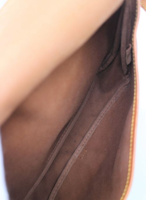 LOUIS VUITTON（ルイ ヴィトン）LOUIS VUITTON (ルイ ヴィトン) ソミュール30 ブラウン サイズ:30の古着・服飾アイテム