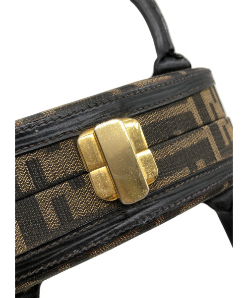 FENDI（フェンディ）FENDI (フェンディ) ズッカ柄ハンドバッグ ブラウン サイズ:- ズッカの古着・服飾アイテム