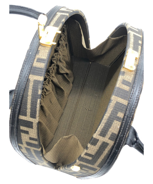 FENDI（フェンディ）FENDI (フェンディ) ズッカ柄ハンドバッグ ブラウン サイズ:- ズッカの古着・服飾アイテム