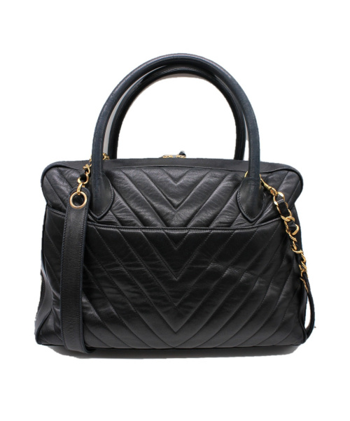 CHANEL（シャネル）CHANEL (シャネル) 2WAYショルダーバッグ ブラック サイズ:- シェブロン ラムスキン 2301811の古着・服飾アイテム
