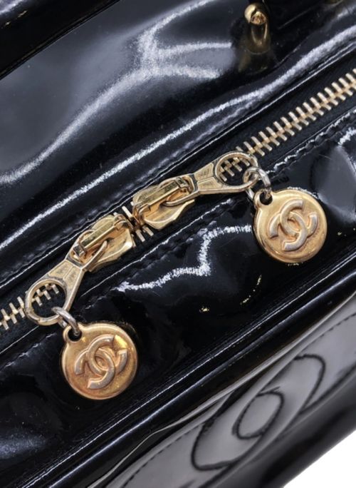 CHANEL（シャネル）CHANEL (シャネル) ショルダーバニティバッグ ブラック サイズ:-の古着・服飾アイテム