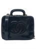 CHANEL（シャネル）の古着「ショルダーバニティバッグ」｜ブラック