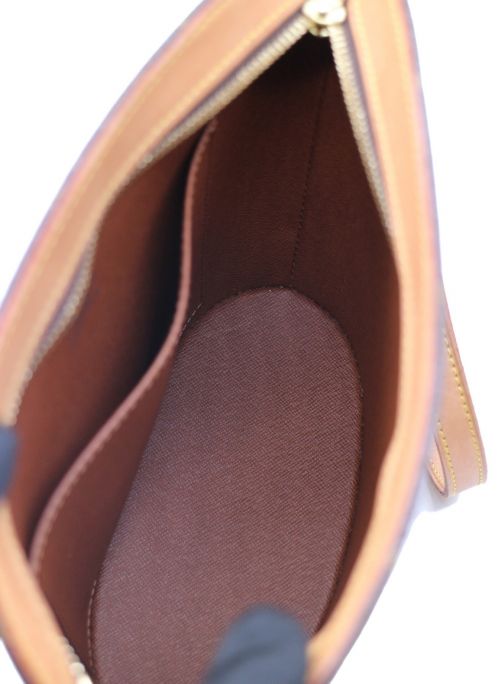 LOUIS VUITTON（ルイ ヴィトン）LOUIS VUITTON (ルイ ヴィトン) ドルーオ ブラウン サイズ:-の古着・服飾アイテム