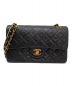 CHANEL（シャネル）の古着「ダブルフラップ マトラッセ」｜ブラック