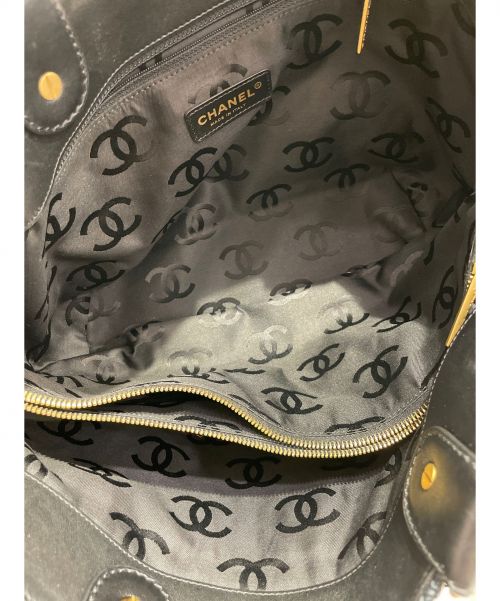 CHANEL（シャネル）CHANEL (シャネル) チェーンストロートートバッグ ブラック サイズ:-の古着・服飾アイテム