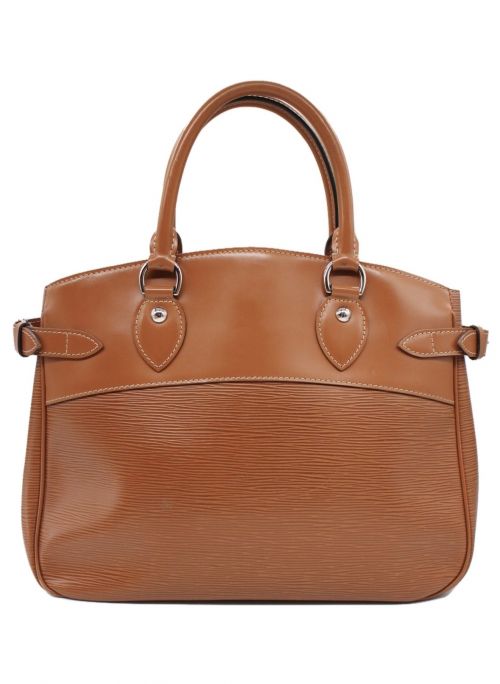 LOUIS VUITTON（ルイ ヴィトン）LOUIS VUITTON (ルイ ヴィトン) パッシィPM ブラウン サイズ:PMの古着・服飾アイテム