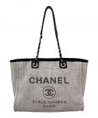 CHANELシャネル）の古着「ドーヴィルMM」｜ライトグレー
