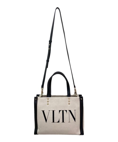 VALENTINO（ヴァレンティノ）VALENTINO (ヴァレンティノ) ガラヴァーニVLTN ロックスタッズ2WAYトートバッグ アイボリー×ブラック サイズ:-の古着・服飾アイテム