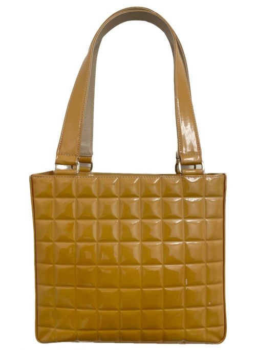 CHANEL（シャネル）CHANEL (シャネル) パテントハンドバッグ ブラウン サイズ:-の古着・服飾アイテム
