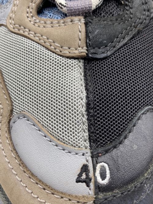 BALENCIAGA（バレンシアガ）BALENCIAGA (バレンシアガ) TRIPLE S Split Trainers サイズ:USA7の古着・服飾アイテム