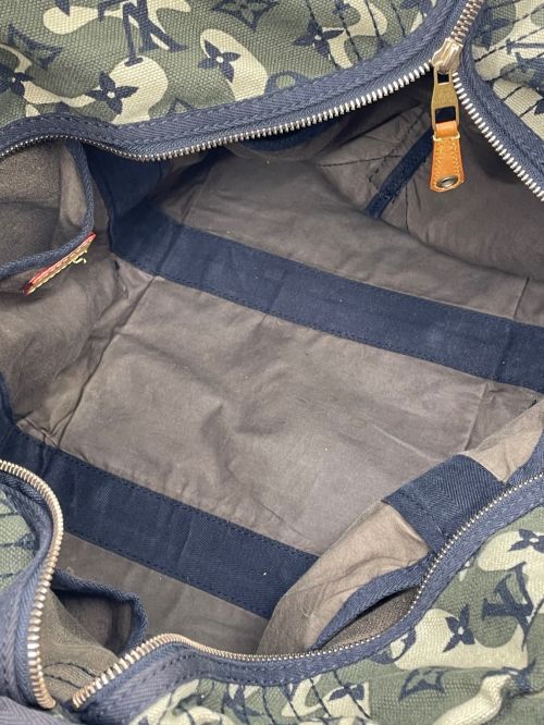 LOUIS VUITTON（ルイ ヴィトン）LOUIS VUITTON (ルイ ヴィトン) モノグラモフラージュ トレイ グリーン サイズ:-の古着・服飾アイテム