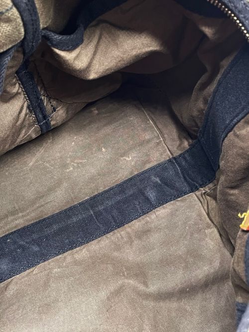 LOUIS VUITTON（ルイ ヴィトン）LOUIS VUITTON (ルイ ヴィトン) モノグラモフラージュ トレイ グリーン サイズ:-の古着・服飾アイテム