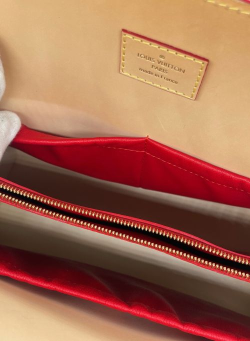 LOUIS VUITTON（ルイ ヴィトン）LOUIS VUITTON×Christian Louboutin (ルイヴィトン×クリスチャン・ルブタン) ハンドバッグ ブラウン×レッド サイズ:-の古着・服飾アイテム