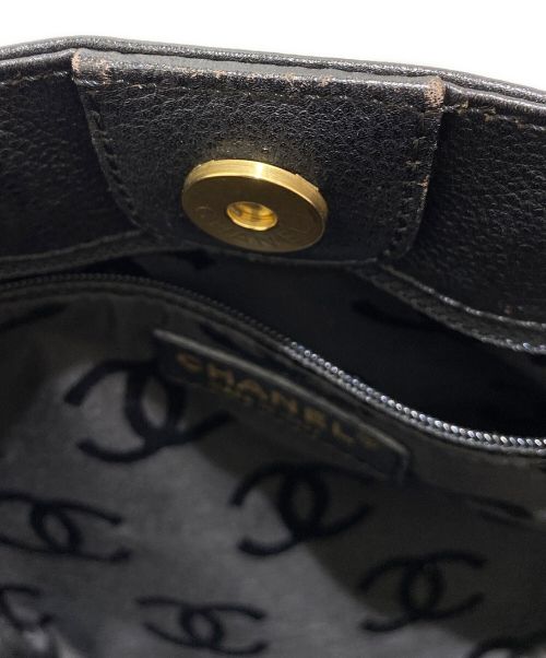 CHANEL（シャネル）CHANEL (シャネル) ココマークチェーントートバッグ ブラックの古着・服飾アイテム