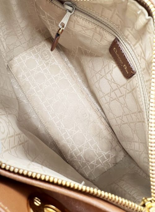 Christian Dior（クリスチャン ディオール）Christian Dior (クリスチャン ディオール) カナージュ 2WAYショルダーバッグ ブラウン サイズ:-の古着・服飾アイテム