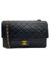 CHANEL（シャネル）の古着「ダブルフラップマトラッセ」｜ブラック