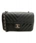 CHANEL（シャネル）の古着「Vステッチチェーンショルダーバッグ」