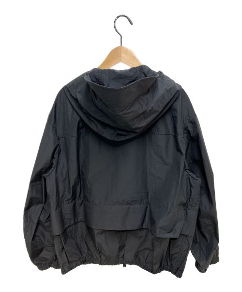 FENDI（フェンディ）FENDI (フェンディ) ロゴテープウインドブレーカージャケットブルゾン ブラック サイズ:44の古着・服飾アイテム
