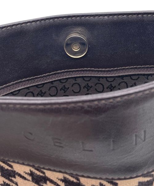 CELINE（セリーヌ）CELINE (セリーヌ) マカダムチェーンワンンショルダーバッグ ブラウン×ベージュ サイズ:-の古着・服飾アイテム