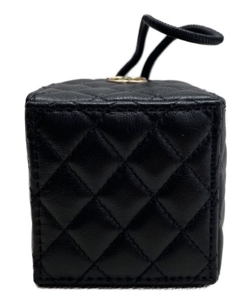 CHANEL（シャネル）CHANEL (シャネル) ショルダーポーチ ブラック サイズ:-の古着・服飾アイテム