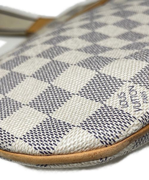 LOUIS VUITTON（ルイ ヴィトン）LOUIS VUITTON (ルイ ヴィトン) ポシェットボスフォール ホワイトの古着・服飾アイテム