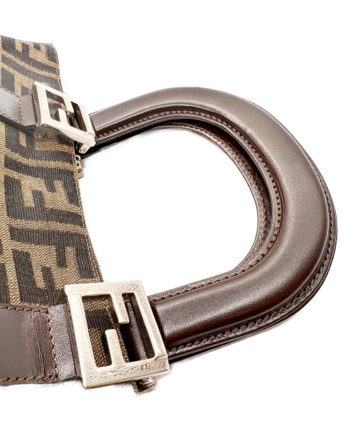 FENDI（フェンディ）FENDI (フェンディ) ズッカ柄ハンドバッグ ブラウン サイズ:-の古着・服飾アイテム