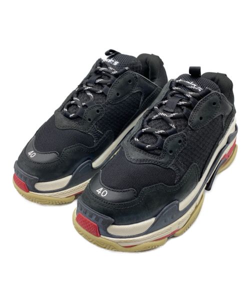 BALENCIAGA（バレンシアガ）BALENCIAGA (バレンシアガ) TRIPLE S TRAINERS ブラック サイズ:SIZE 40 （26.5cm）の古着・服飾アイテム