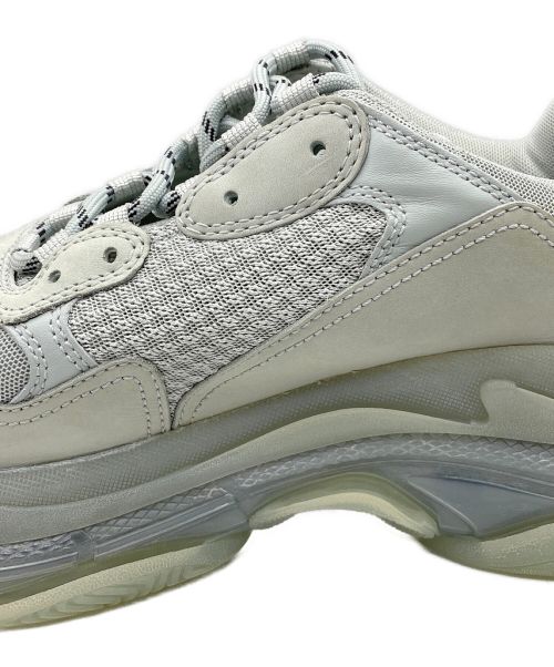 BALENCIAGA（バレンシアガ）BALENCIAGA (バレンシアガ) TRIPLE S TRAINERS サイズ:SIZE 43 （28.5cm）の古着・服飾アイテム