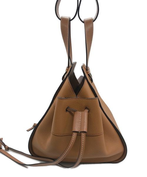 LOEWE（ロエベ）LOEWE (ロエベ) ショルダーバッグ ブラウン サイズ:-の古着・服飾アイテム