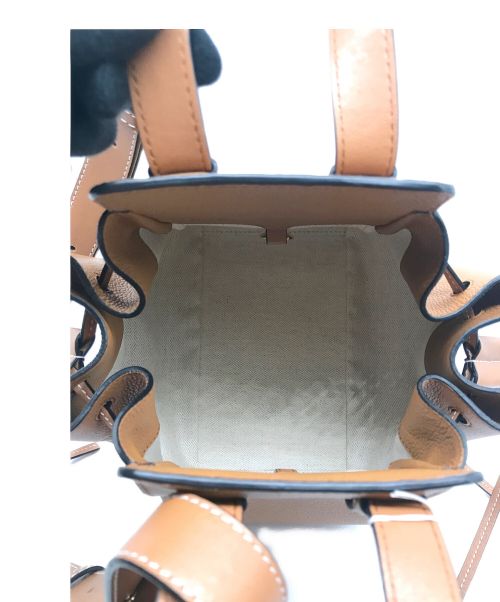 LOEWE（ロエベ）LOEWE (ロエベ) ショルダーバッグ ブラウン サイズ:-の古着・服飾アイテム