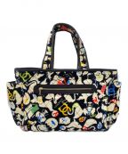 CHANELシャネル）の古着「キルティングトートバッグ」｜ブラック×ホワイト