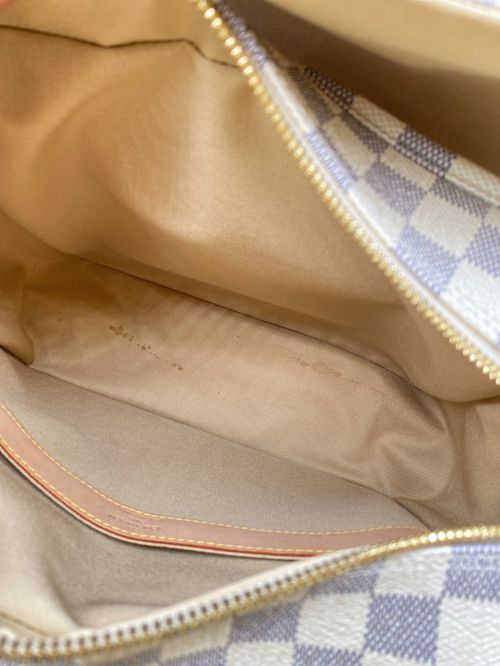 LOUIS VUITTON（ルイ ヴィトン）LOUIS VUITTON (ルイ ヴィトン) ナヴィグリオ ホワイト サイズ:-の古着・服飾アイテム