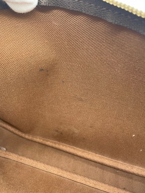 LOUIS VUITTON（ルイ ヴィトン）LOUIS VUITTON (ルイ ヴィトン) ポシェット・アクセソワール ブラウン サイズ:-の古着・服飾アイテム