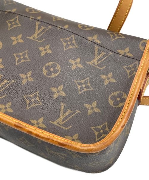 LOUIS VUITTON（ルイ ヴィトン）LOUIS VUITTON (ルイ ヴィトン) ソローニュ ブラウン サイズ:-の古着・服飾アイテム