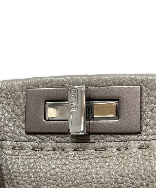 FENDI（フェンディ）FENDI (フェンディ) ピーカブー グレー サイズ:ミディアムの古着・服飾アイテム