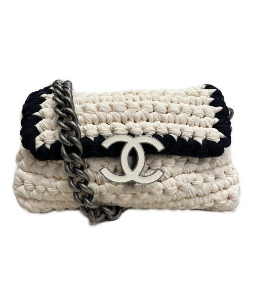 CHANEL（シャネル）CHANEL (シャネル) クロシェチェーンショルダーバッグ ホワイト×ブラック サイズ:-の古着・服飾アイテム