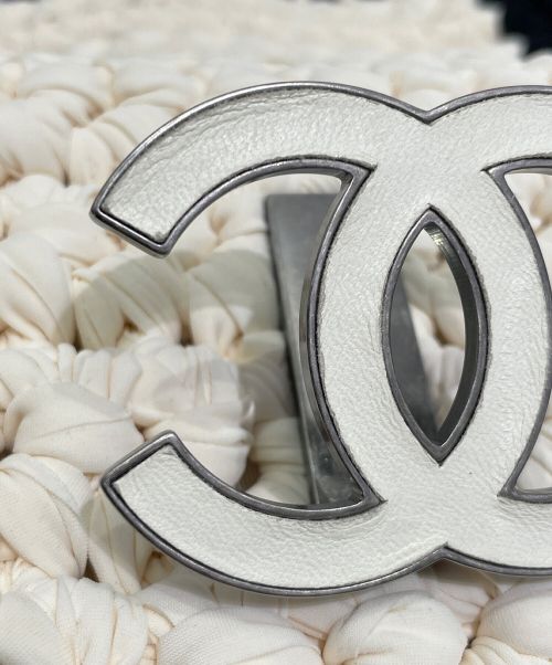 CHANEL（シャネル）CHANEL (シャネル) クロシェチェーンショルダーバッグ ホワイト×ブラック サイズ:-の古着・服飾アイテム
