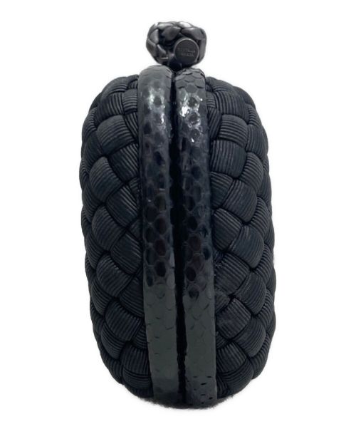 BOTTEGA VENETA（ボッテガベネタ）BOTTEGA VENETA (ボッテガベネタ) イントレチャートクラッチバッグ ブラック サイズ:-の古着・服飾アイテム