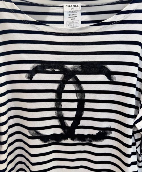 CHANEL（シャネル）CHANEL (シャネル) ココマークボーダーカットソー ホワイト×ブラック サイズ:Mの古着・服飾アイテム
