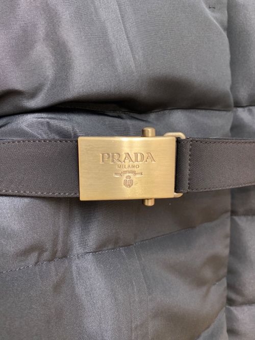 PRADA（プラダ）PRADA (プラダ) ファー付きダウンコート ブラック サイズ:40の古着・服飾アイテム