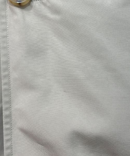 LOUIS VUITTON（ルイ ヴィトン）LOUIS VUITTON (ルイ ヴィトン) パッカブルナイロンコート ベージュ サイズ:44の古着・服飾アイテム