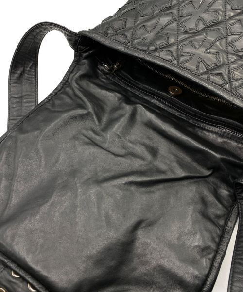 CHROME HEARTS（クロムハーツ）CHROME HEARTS (クロムハーツ) ジーベンダー セメタリークロスパッチ レザー バッグ サイズ:-の古着・服飾アイテム