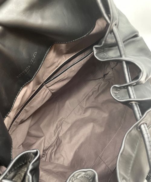 BOTTEGA VENETA（ボッテガベネタ）BOTTEGA VENETA (ボッテガベネタ) レザーバックパック ブラック サイズ:-の古着・服飾アイテム