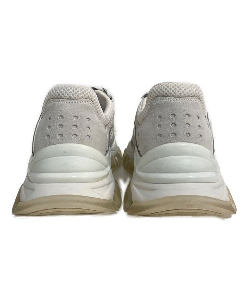 MONCLER（モンクレール）MONCLER (モンクレール) ダッドスニーカー ホワイト サイズ:37の古着・服飾アイテム